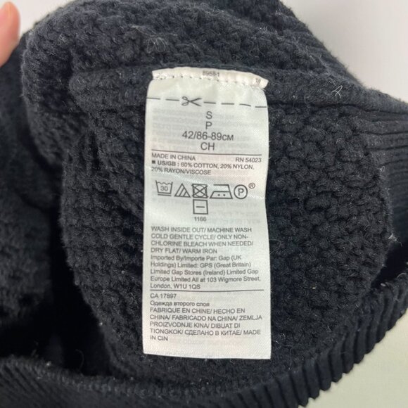🖤 Chic & Cozy Banana Republic Black Sweater - Size S 🖤 - Picture 5 of 5